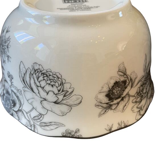 222 FIFTH Fine Porcelain Dashney Floral Salad Bowls 6in Gray White Set of 4 NEW - Picture 6 of 10